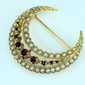 JR9935 Deco 10K purple Sapphire Split cultured Pearl Crescent moon Brooch 9.4g